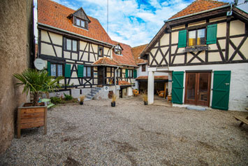 Le Vieux Pressoir à Dieffenthal — Charme alsacien